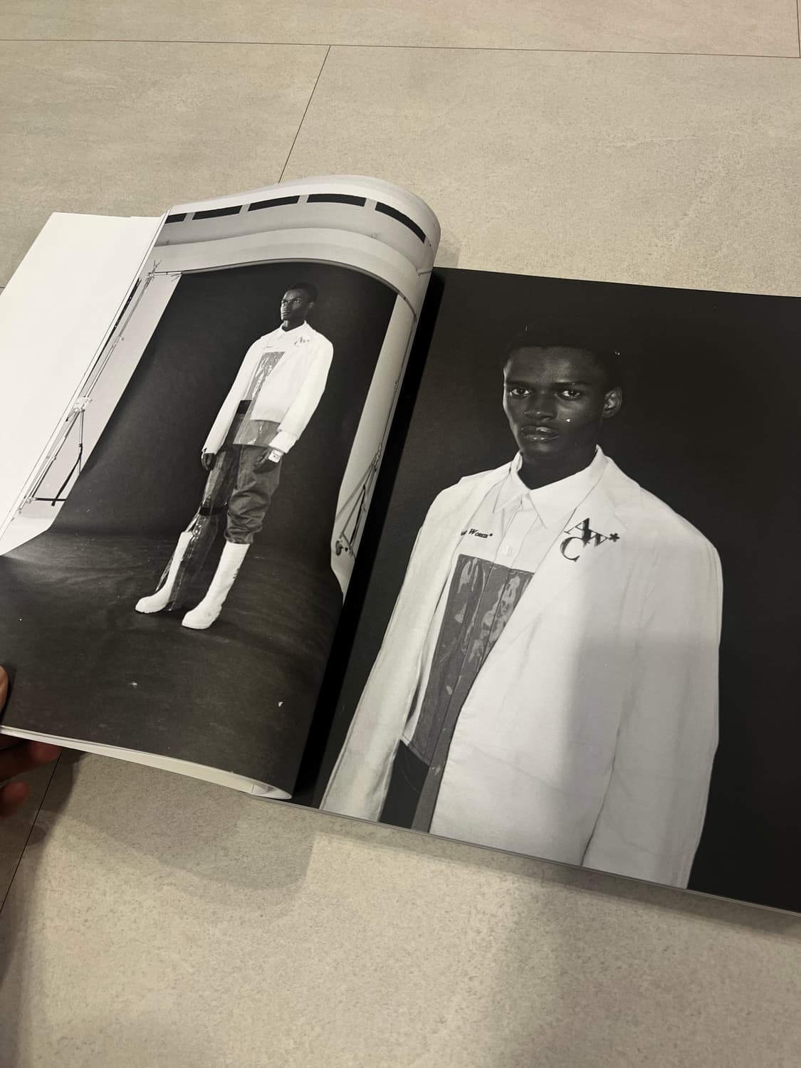 어 콜드 월 아카이브 북 Phase one Archive Book 상품이미지3