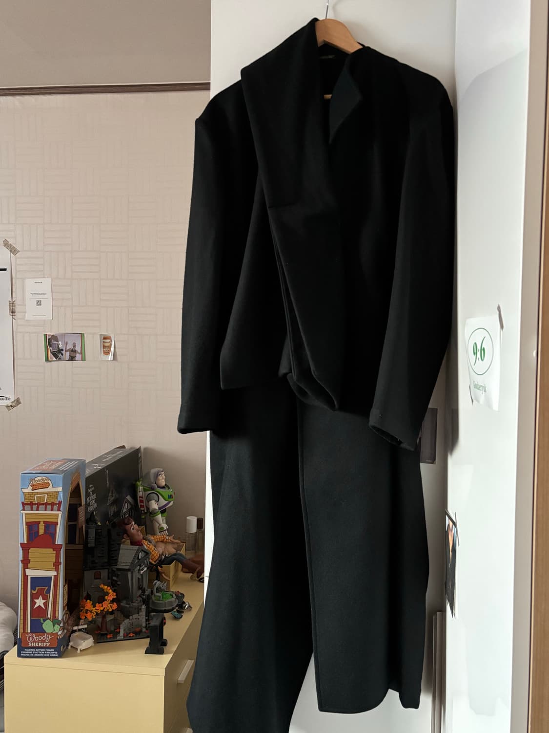 요지야마모토 펨므 FW18 드레이프 롱코트 상품이미지3