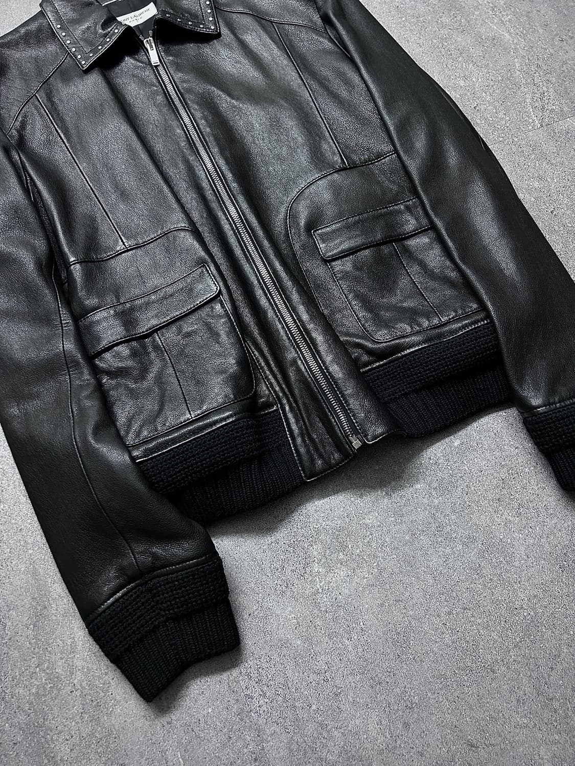 생로랑 스터드 에비에이터 레더 자켓 상품이미지4