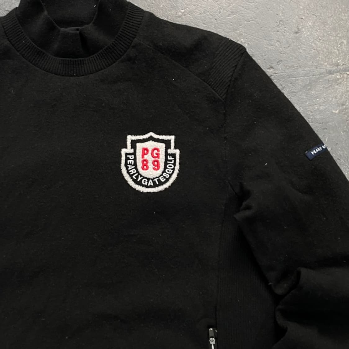 100 파리게이츠 부클 로고 방풍 니트 상품이미지2