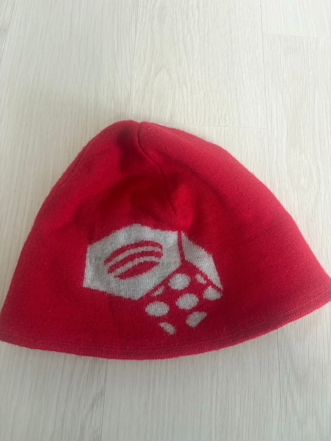 마운틴하드웨어 비니 상품이미지1