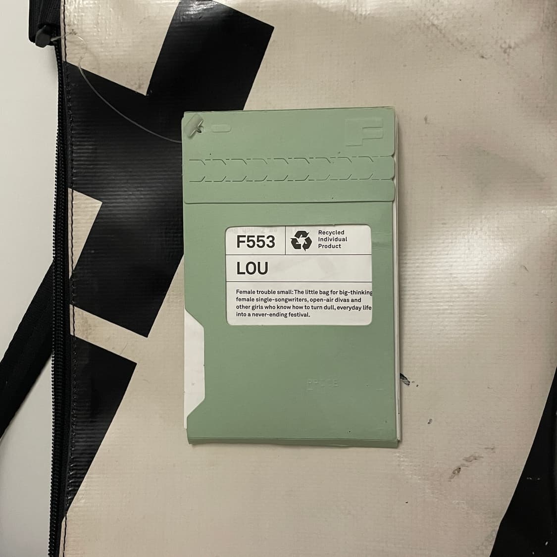 프라이탁 루 LOU 화이트블랙 상품이미지5