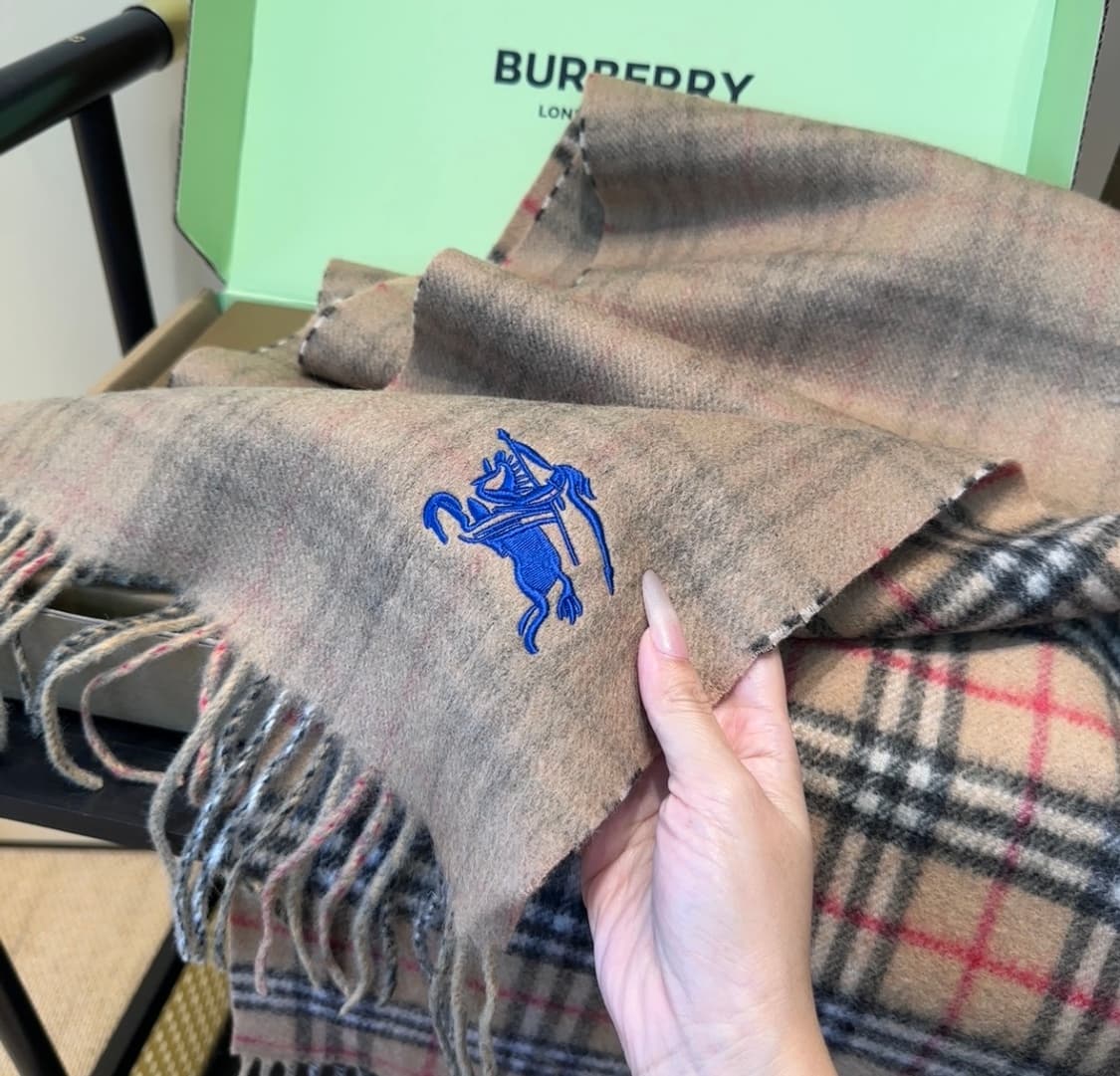 버버리 리버서블 스카프  상품이미지2