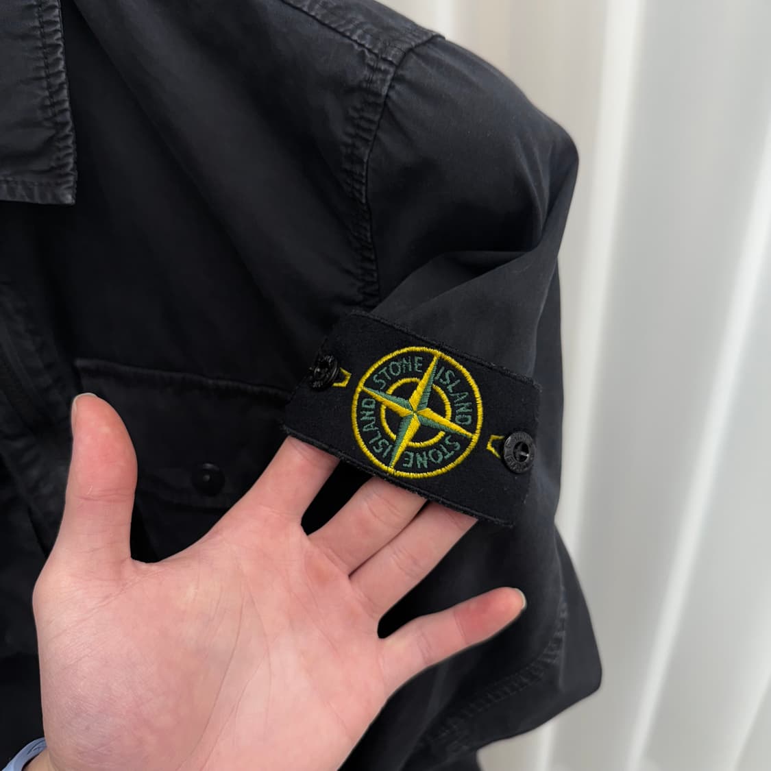 [M] 스톤아일랜드 올드이펙트 투 포켓 오버셔츠 블랙 상품이미지4