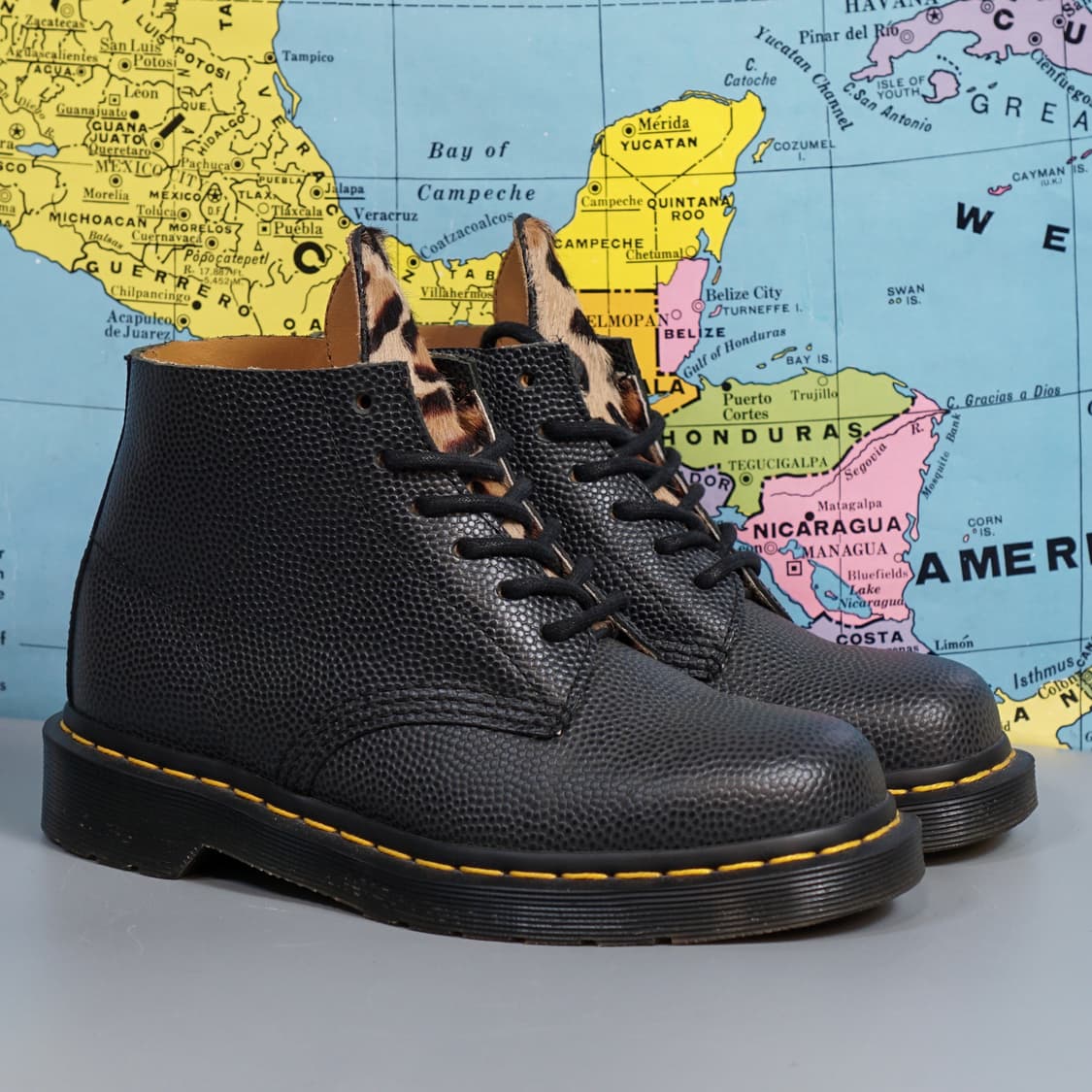 닥터마틴 X 스투시 1460 송치 부츠 상품이미지3