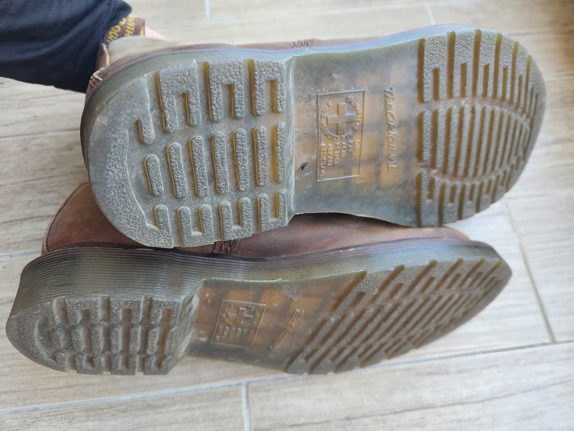 닥터마틴 1460 8홀 크레이지호스 (250) 상품이미지8