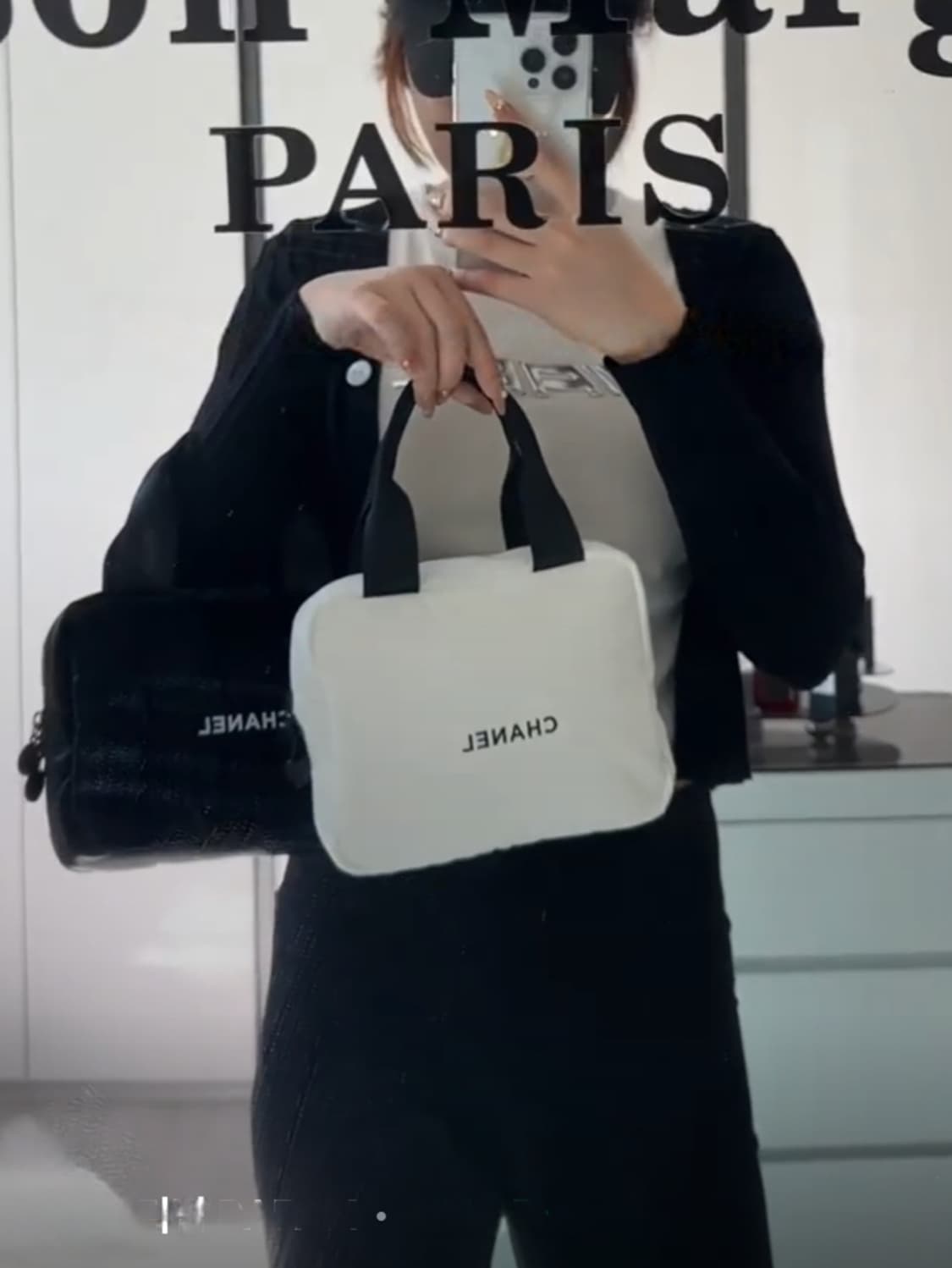 샤넬 정품 패딩 파우치 가방 상품이미지4