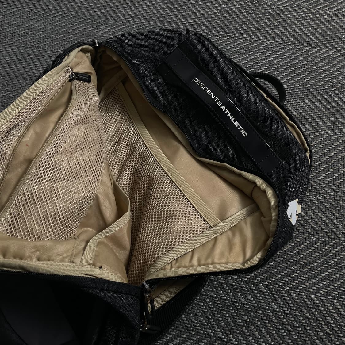 데상트 에슬레틱 베이직 백팩y 4170 상품이미지6