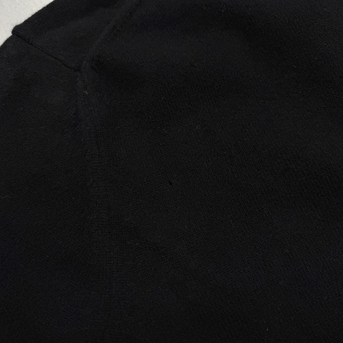 꼼데가르송 하트로고 울 가디건 블랙 상품이미지5