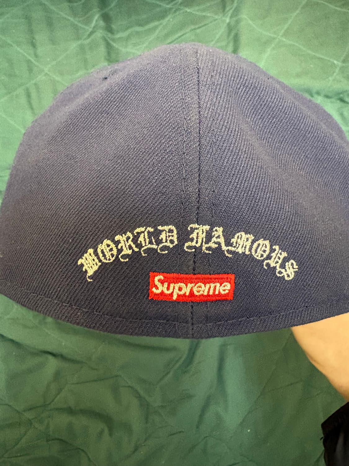 슈프림 뉴에라 골드 크로스 718 상품이미지3