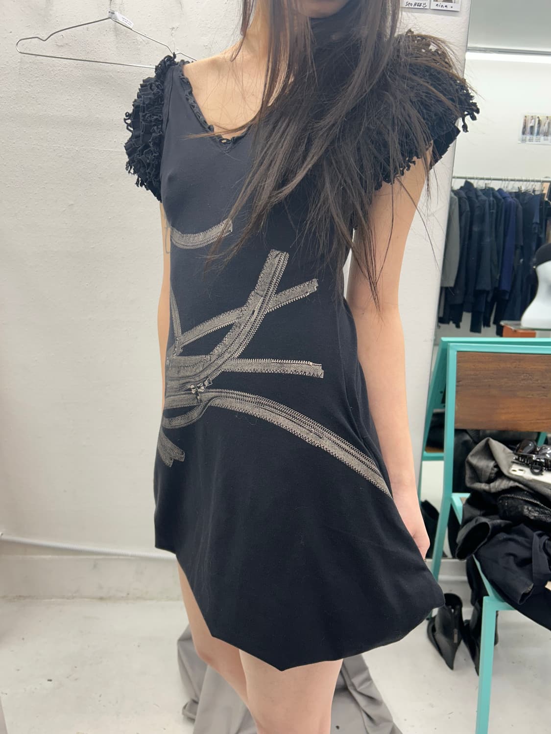 티어드 러플 숄더 벌룬핏 프린팅 원피스 상품이미지1