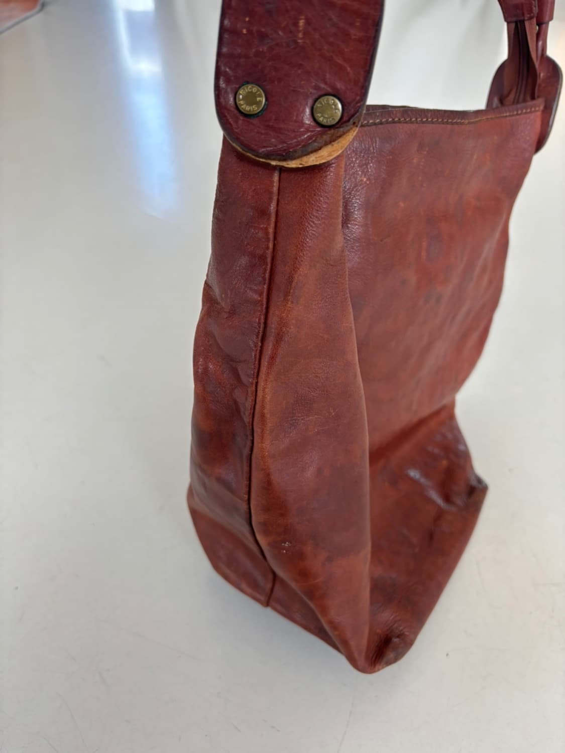 Nicole St Gilles Leather Bag 상품이미지6