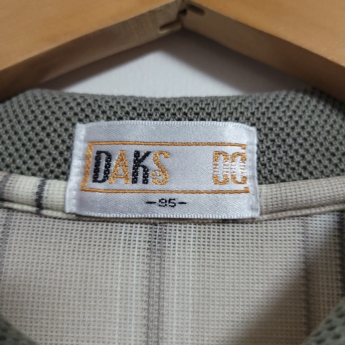 (95) DAKS 닥스 스트라이프 긴팔 카라 티셔츠 상품이미지3