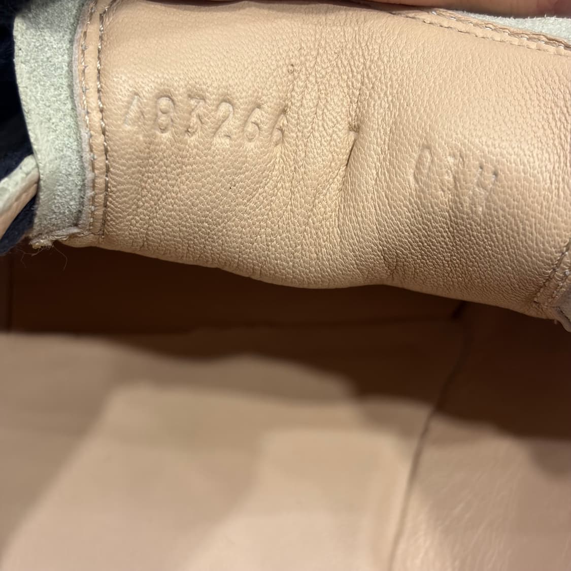 [7] 구찌 레더 파라체르 스니커즈 아이보리/블랙/레드 260-65 상품이미지6