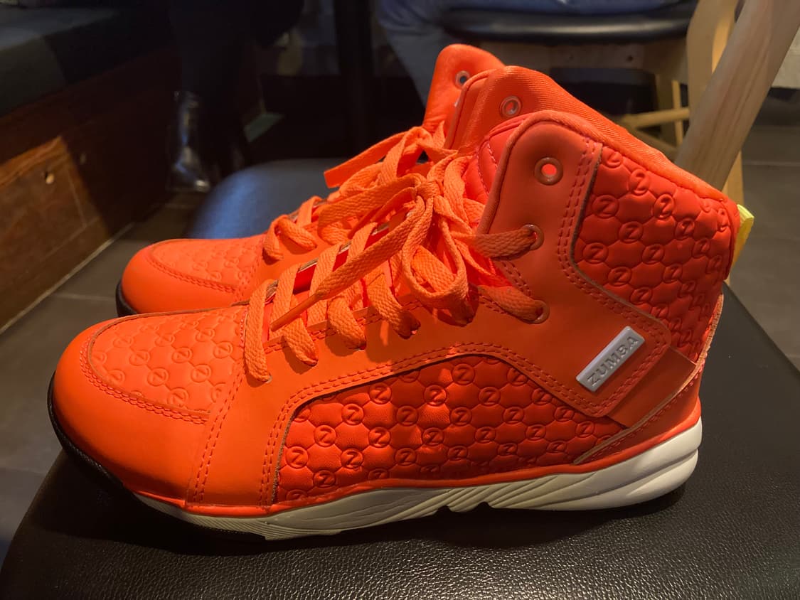 (거의 새것)줌바 에너지 보스 줌바 운동화 235, US7, EU38 상품이미지3