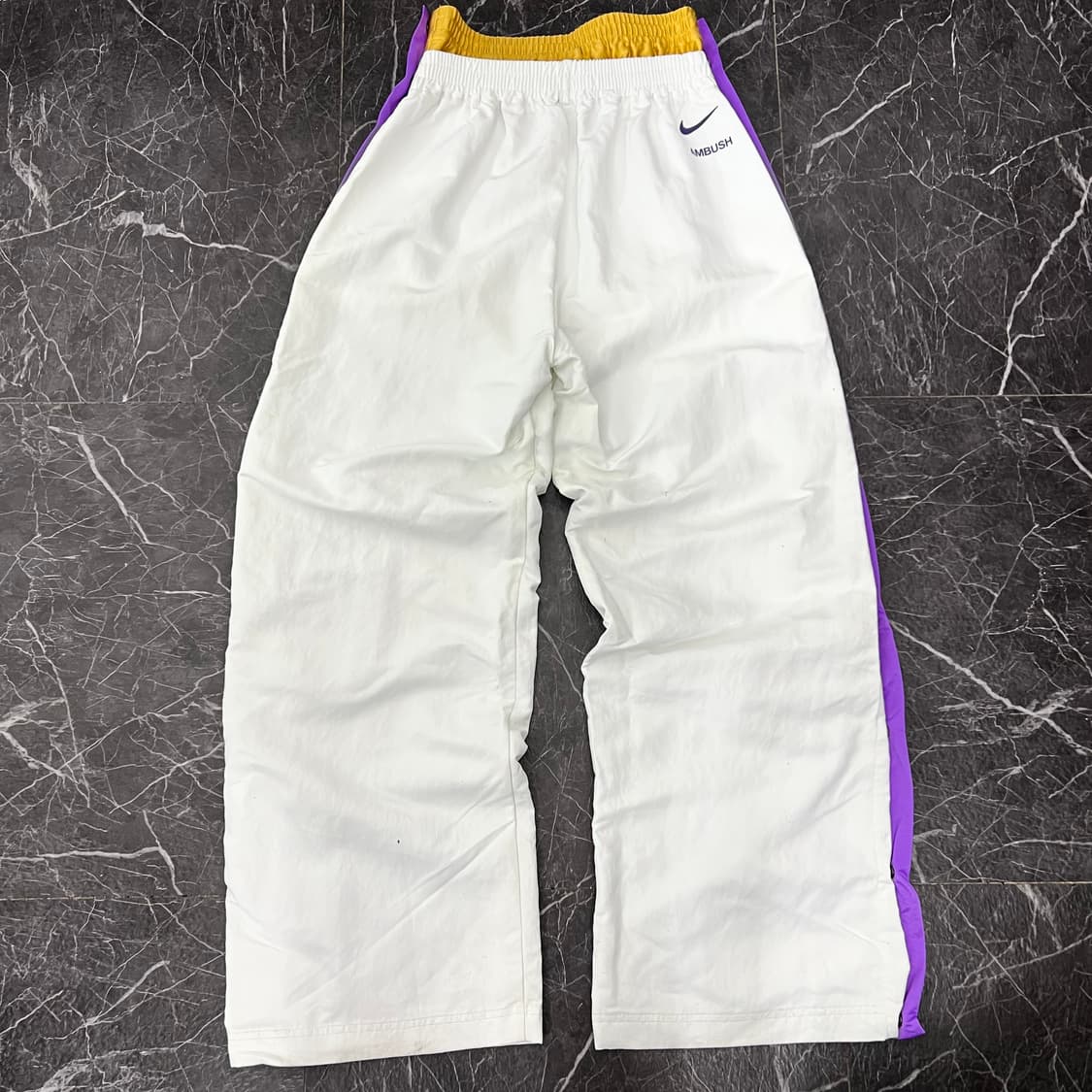 나이키 x 엠부쉬 NBA 컬렉션 레이커스 스냅버클 트랙팬츠 상품이미지5