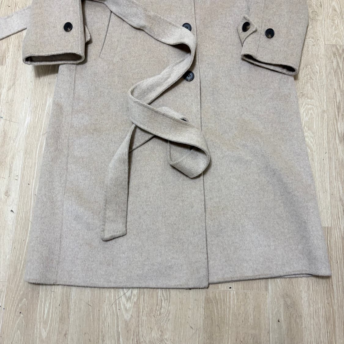 무신사 스탠다드 무탠다드 캐시미어 트렌치코트 S/90  상품이미지3