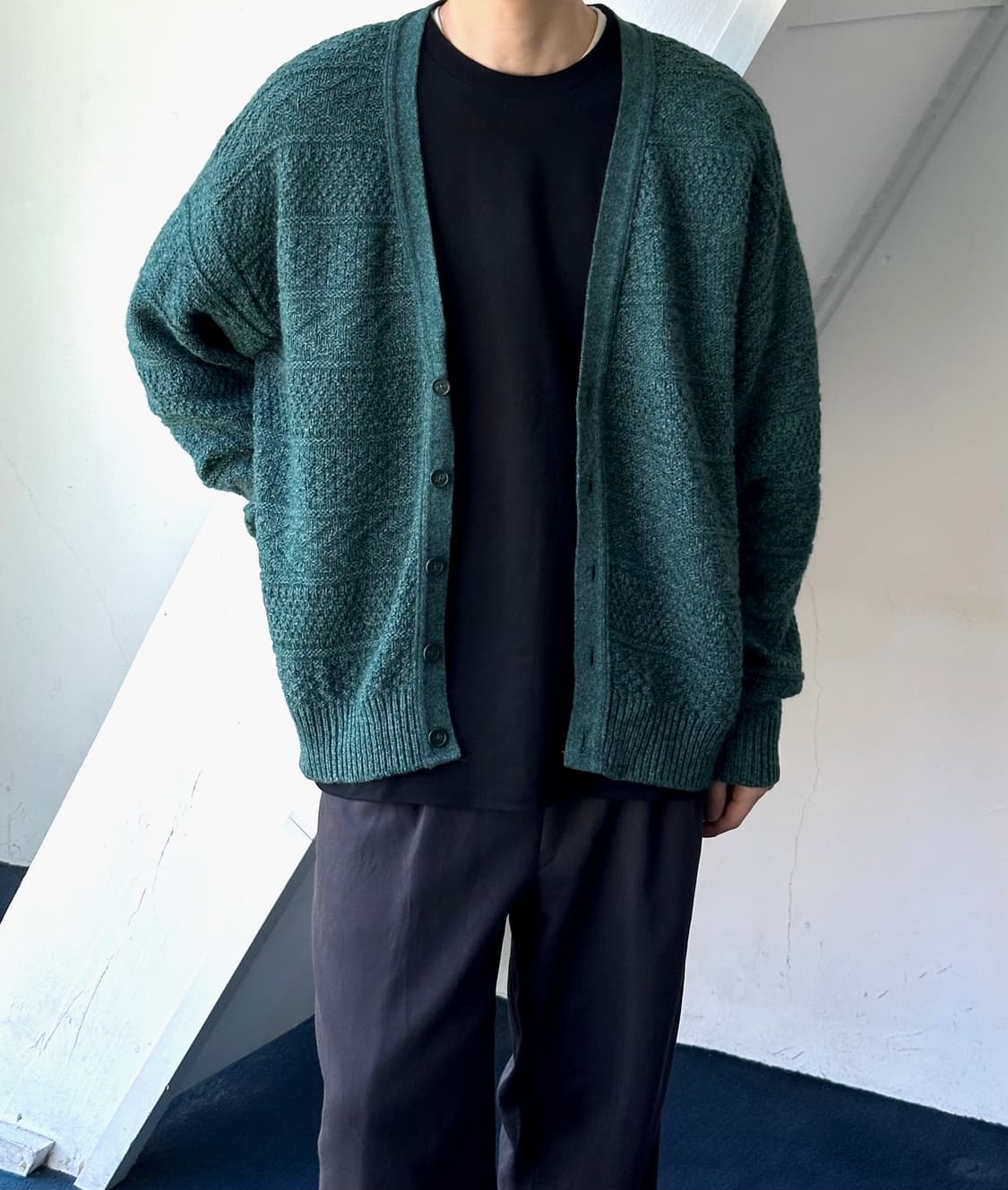 Loose gauge pattern over knit cardigan 상품이미지8