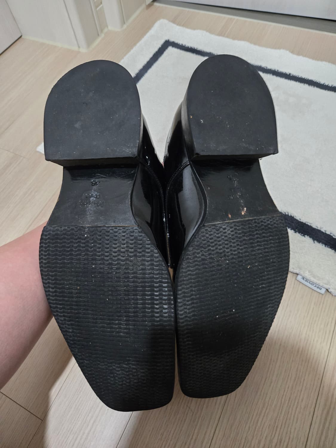 마틴로즈 삼각 스퀘어토 페이던트 더비 상품이미지5