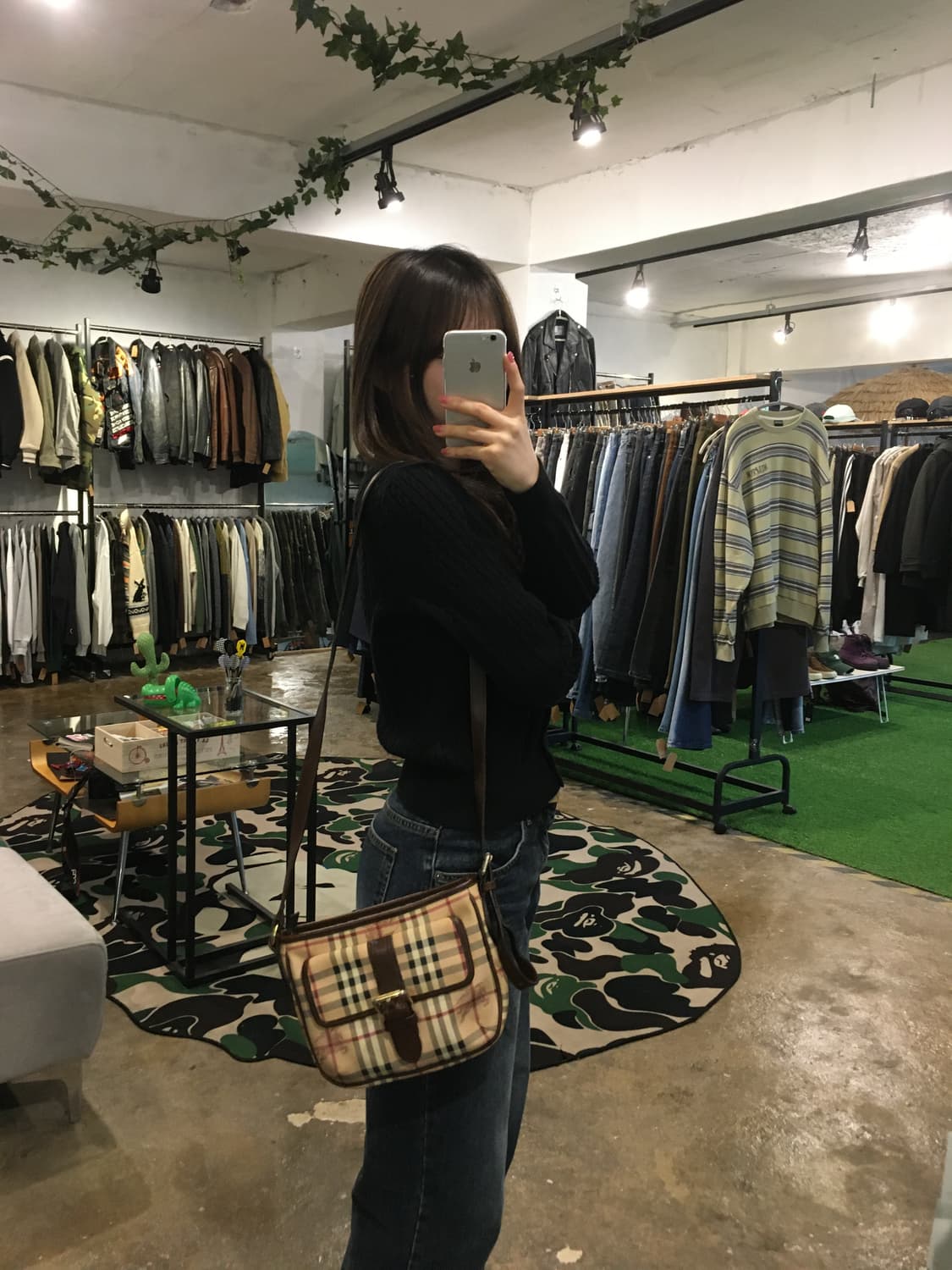 버버리 GANTON HYM, 헤이마켓 스몰 버클 크로스백 상품이미지4