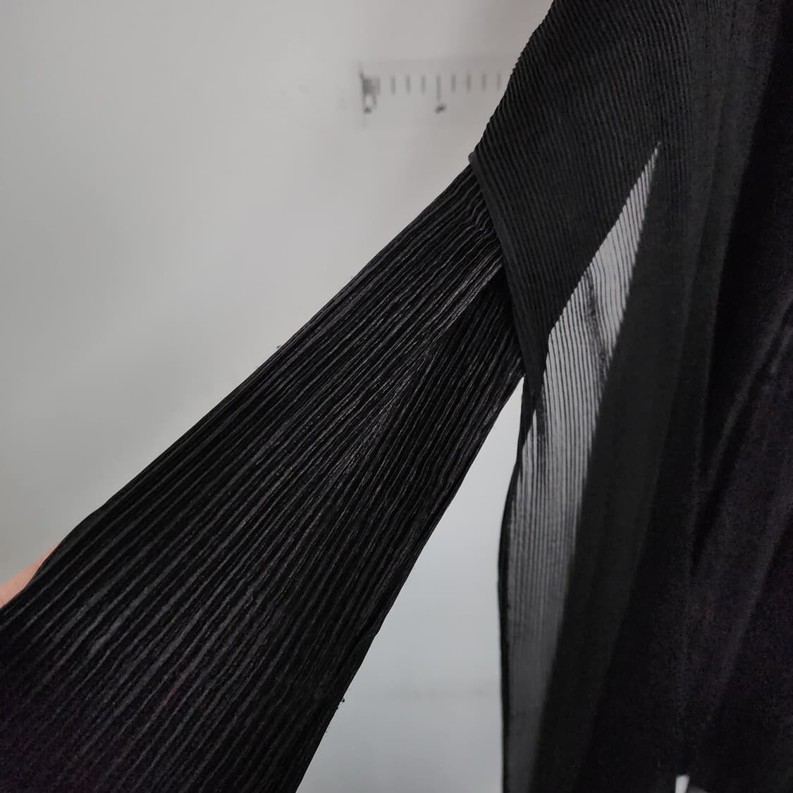 블랙 시스루 플리츠 롱 가디건 상품이미지3