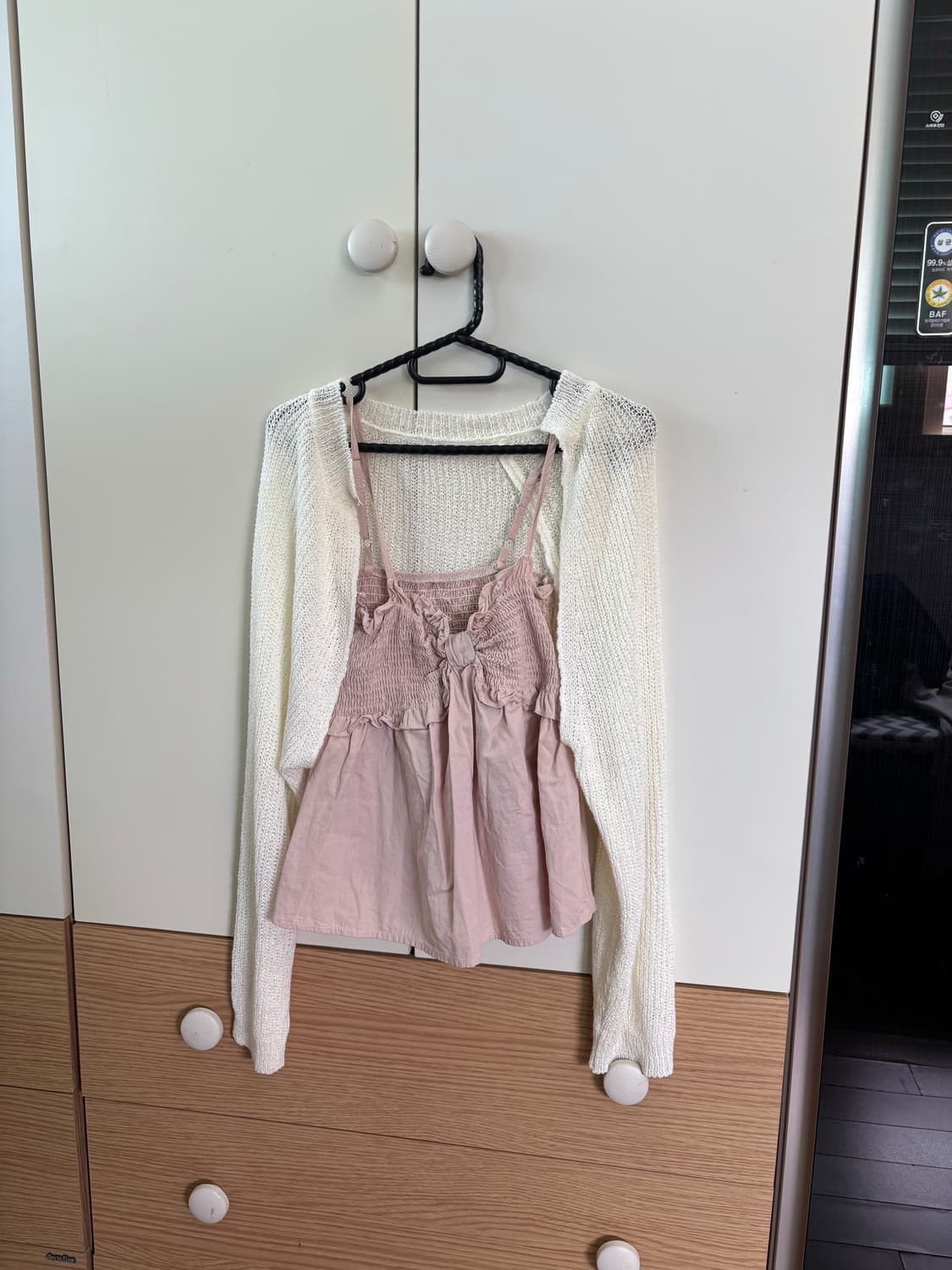 김아홉 mute smoke sleeveless 스모크 밴딩 민소매 나시 상품이미지4