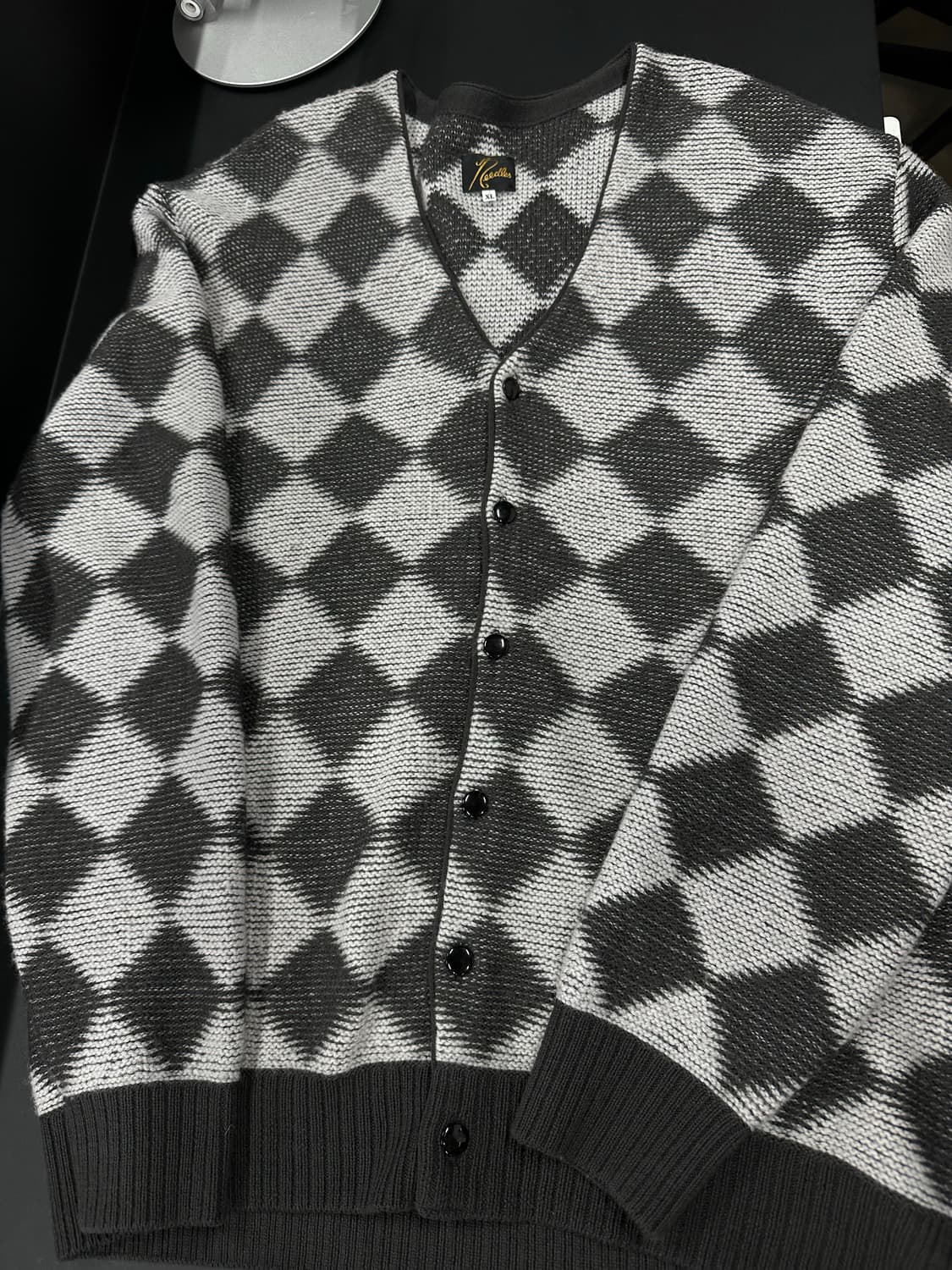 니들스 다이아몬드 패턴 니트 가디건 상품이미지4