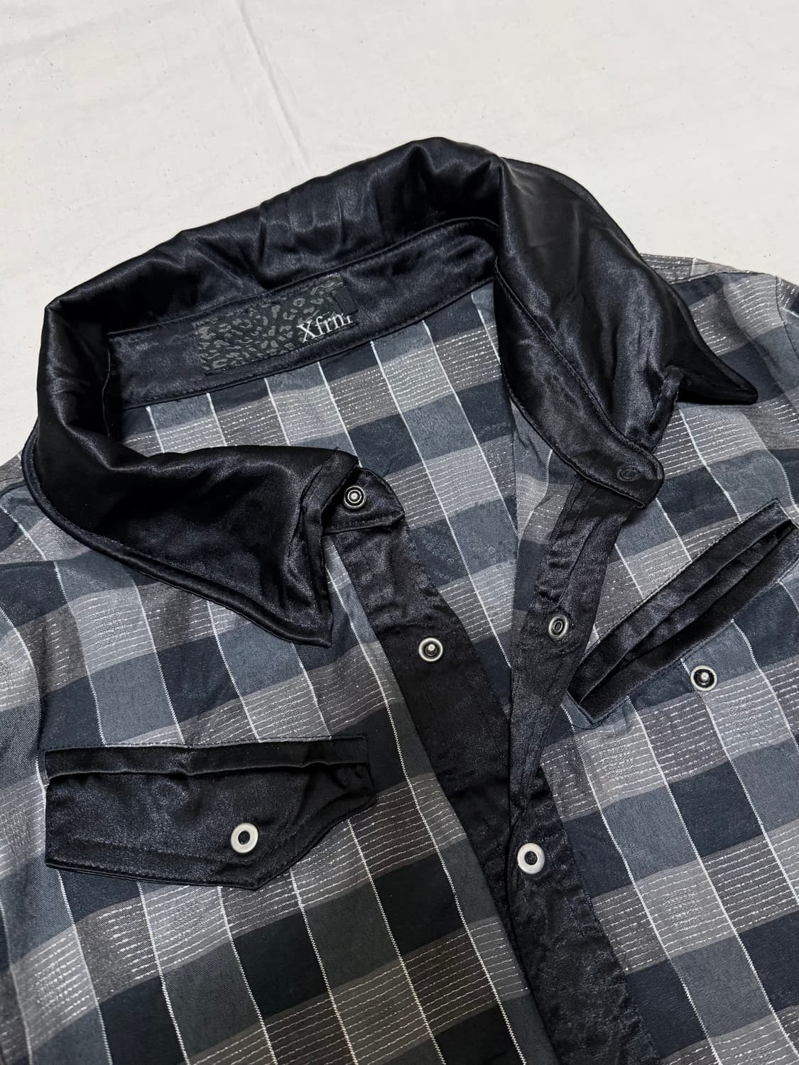 00s Xfrm 사틴 웨스턴 포켓 큐빅 빅로고 셔츠 상품이미지4