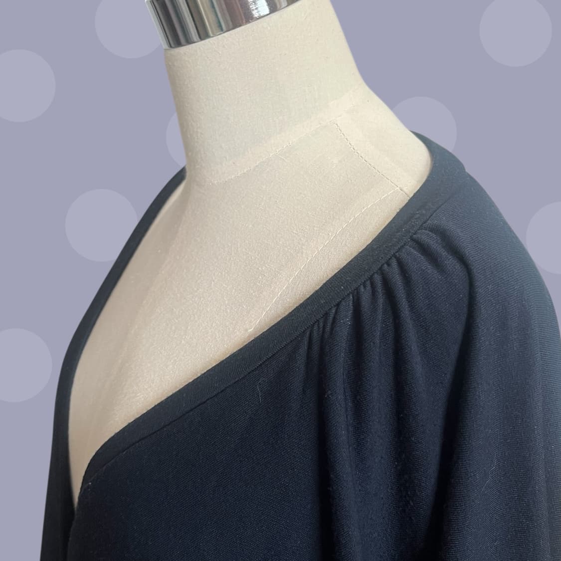 모리걸 네이비 벌룬핏 태슬 가디건 상품이미지7