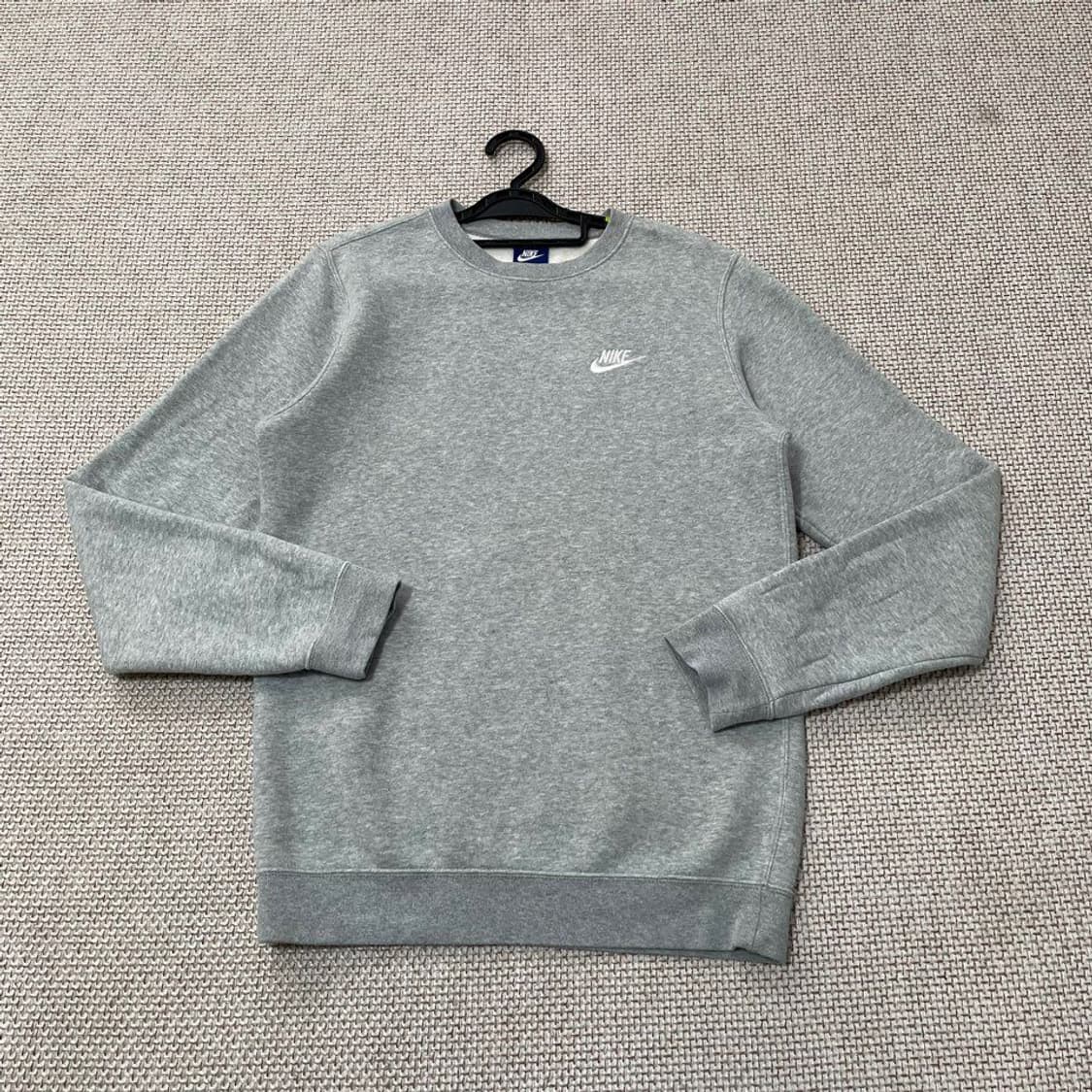 나이키 기모 라운드 맨투맨. 6582 상품이미지1