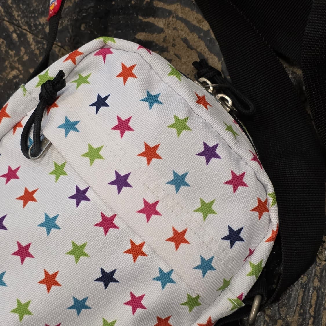 디키즈 별 패턴 미니 크로스백 상품이미지4