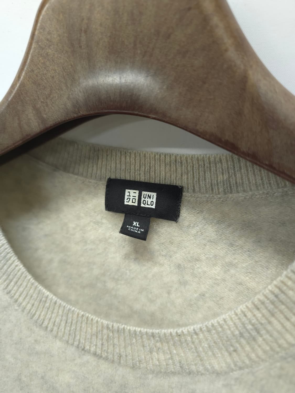 유니클로 남성 캐시미어 100% 크루넥 스웨터 니트(105) 상품이미지3