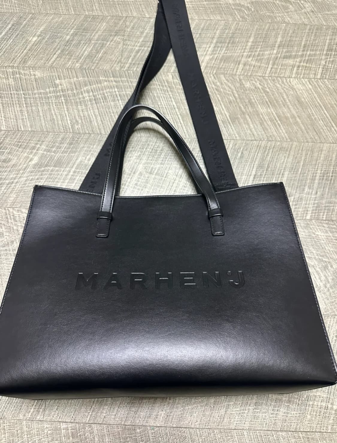 마르헨제이 블랙 토트백 상품이미지1