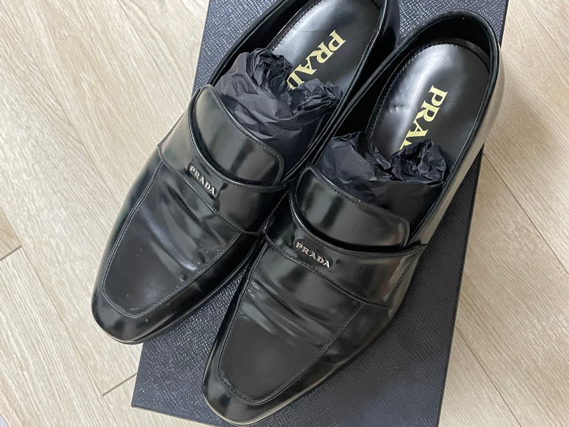 프라다 블랙 레더 로퍼 상품이미지1