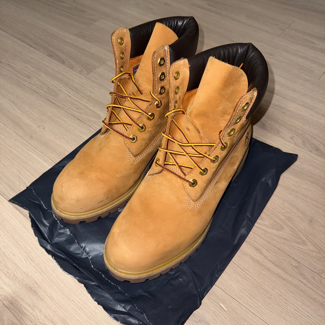 팀버랜드 프리미엄 6인치 워터프루프 부츠 위트 누벅 상품이미지2