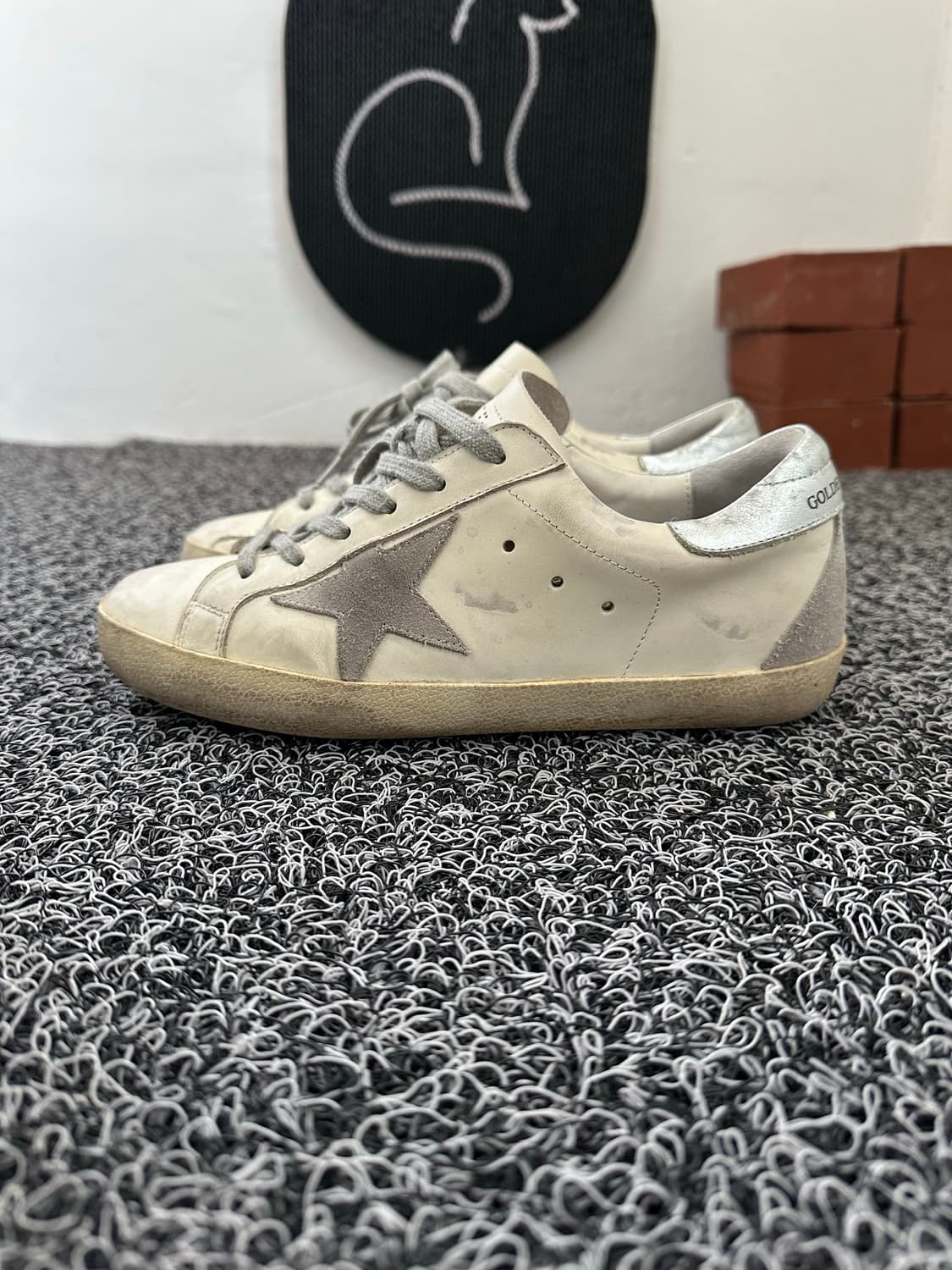 골든구스 슈퍼스타 스니커즈 37/235 상품이미지1