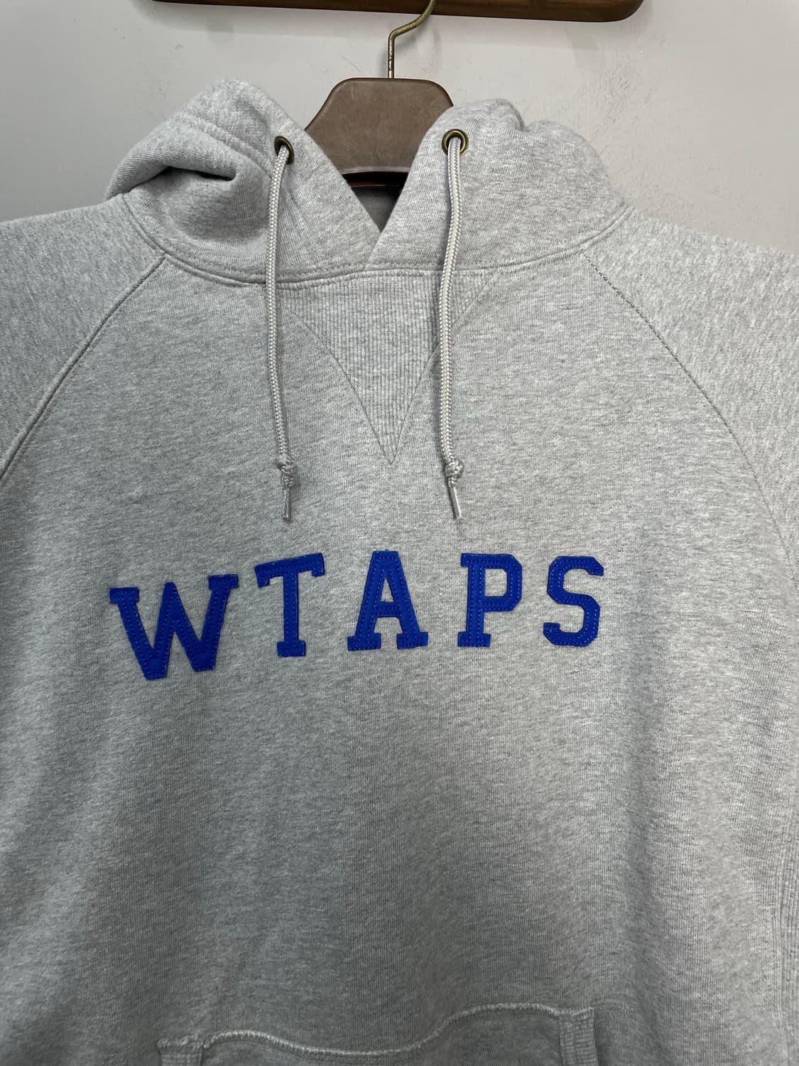 WTAPS 로고 그레이 후드티 H2367 상품이미지3