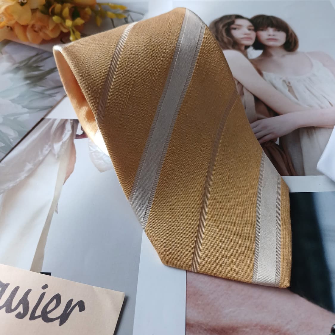 휴고보스 실크 옐로 스트라이프 넥타이 9.2cm A등급 A18806
 상품이미지2