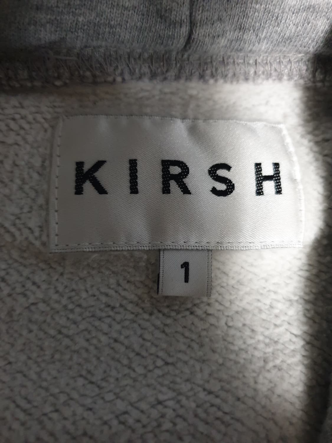키르시 빅체리 아플리케 기모 후드티 그레이 (1사이즈) 상품이미지3
