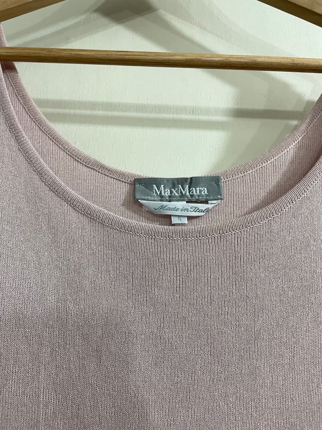 막스마라 MaxMara 비스코스 슬리브리스 니트 톱 핑크 상품이미지3
