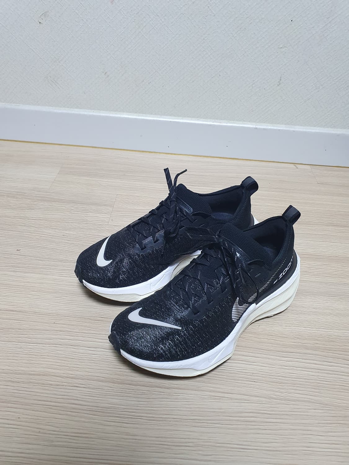 나이키 줌 인빈서블 런 러닝화 260 상품이미지4