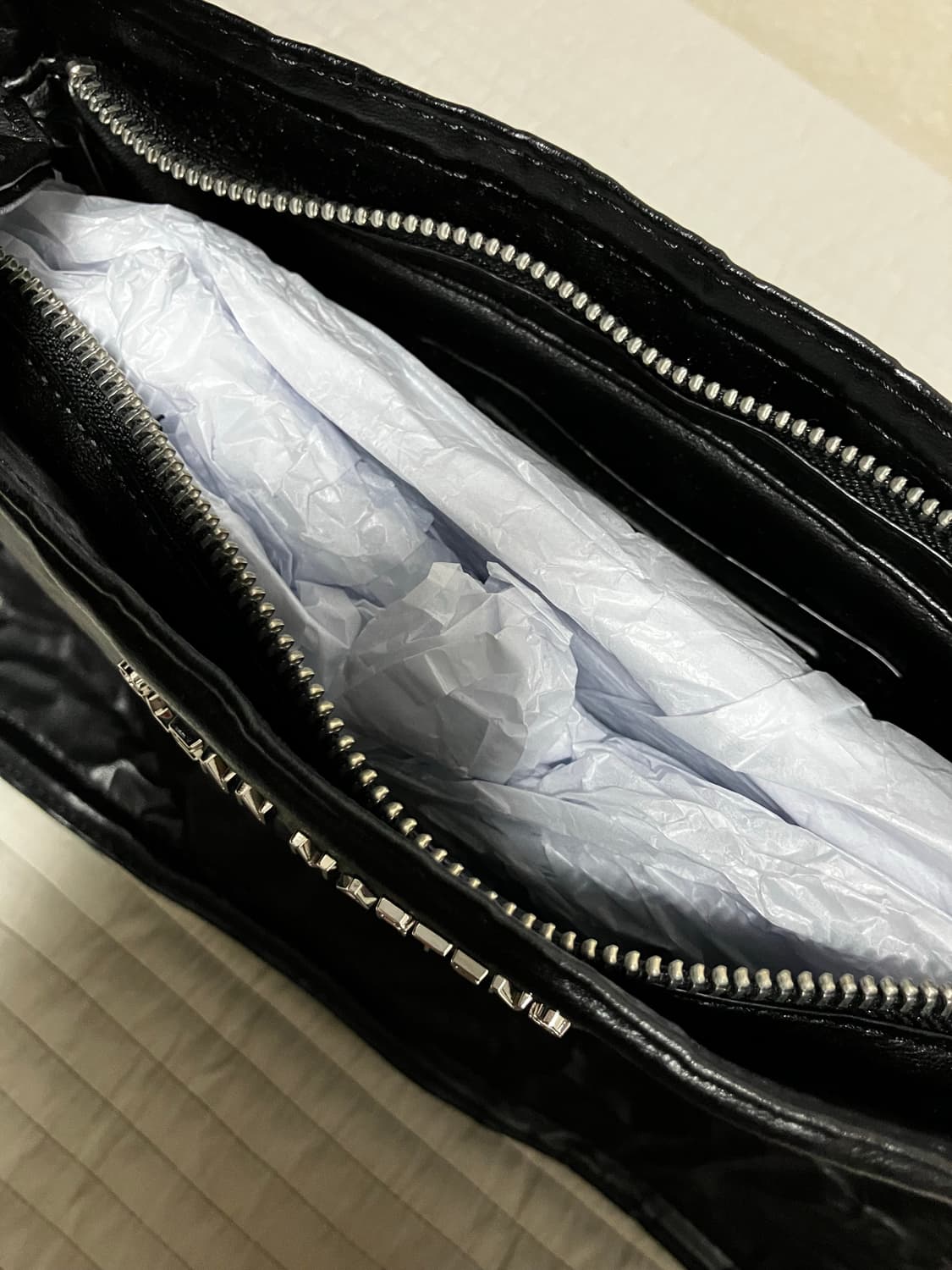 H&M 글렌마틴스 와이어 숄더백 상품이미지5