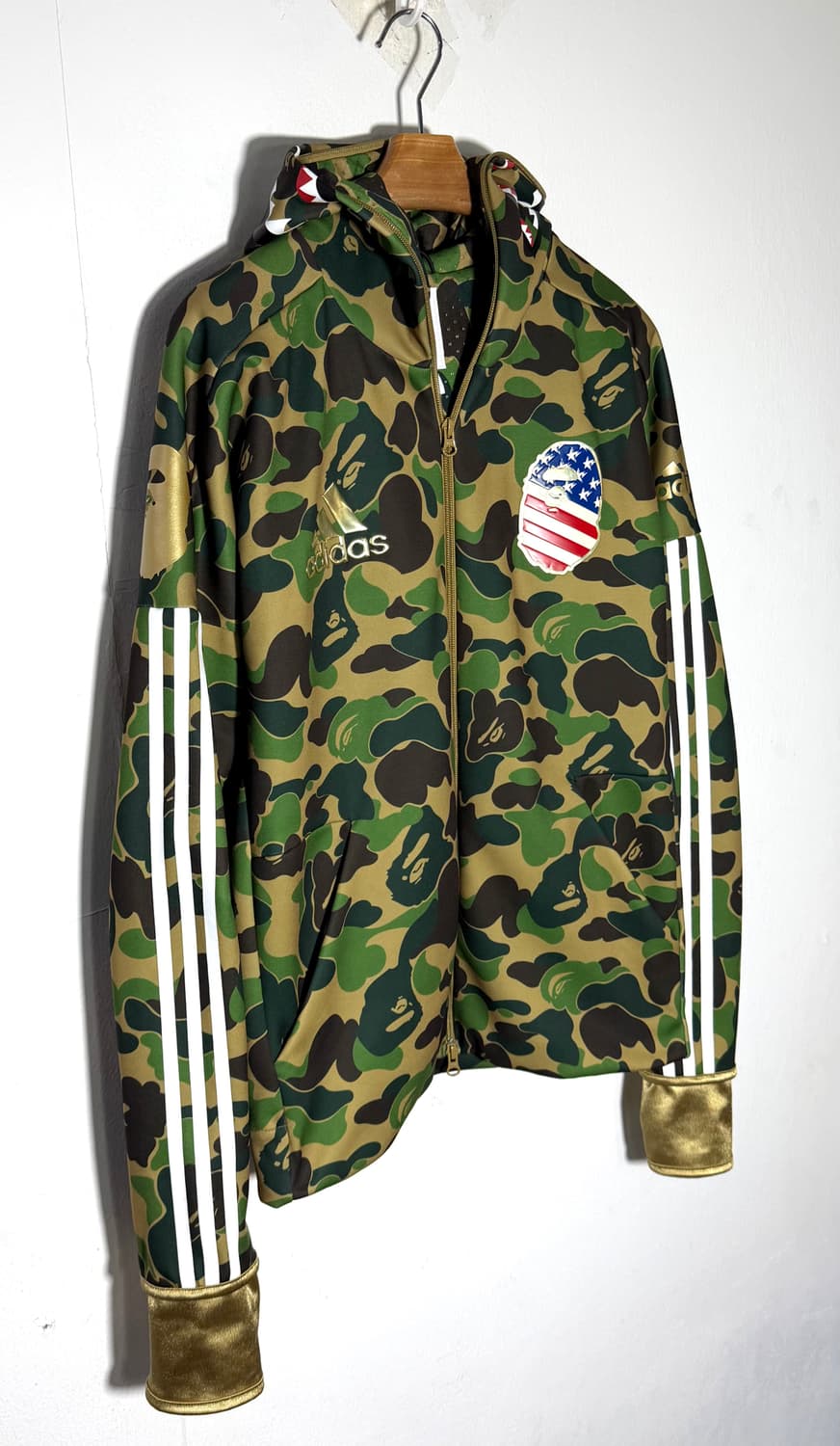 베이프 베이프샤크 베이프자켓 베이프아디다스 베이프후드집업 베이프샤크후드 상품이미지1