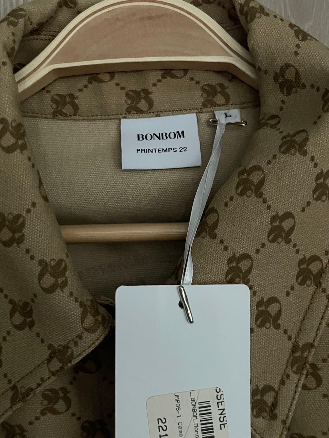 BONBOM 베이지 모노그램 프린트 재킷[L] 상품이미지5