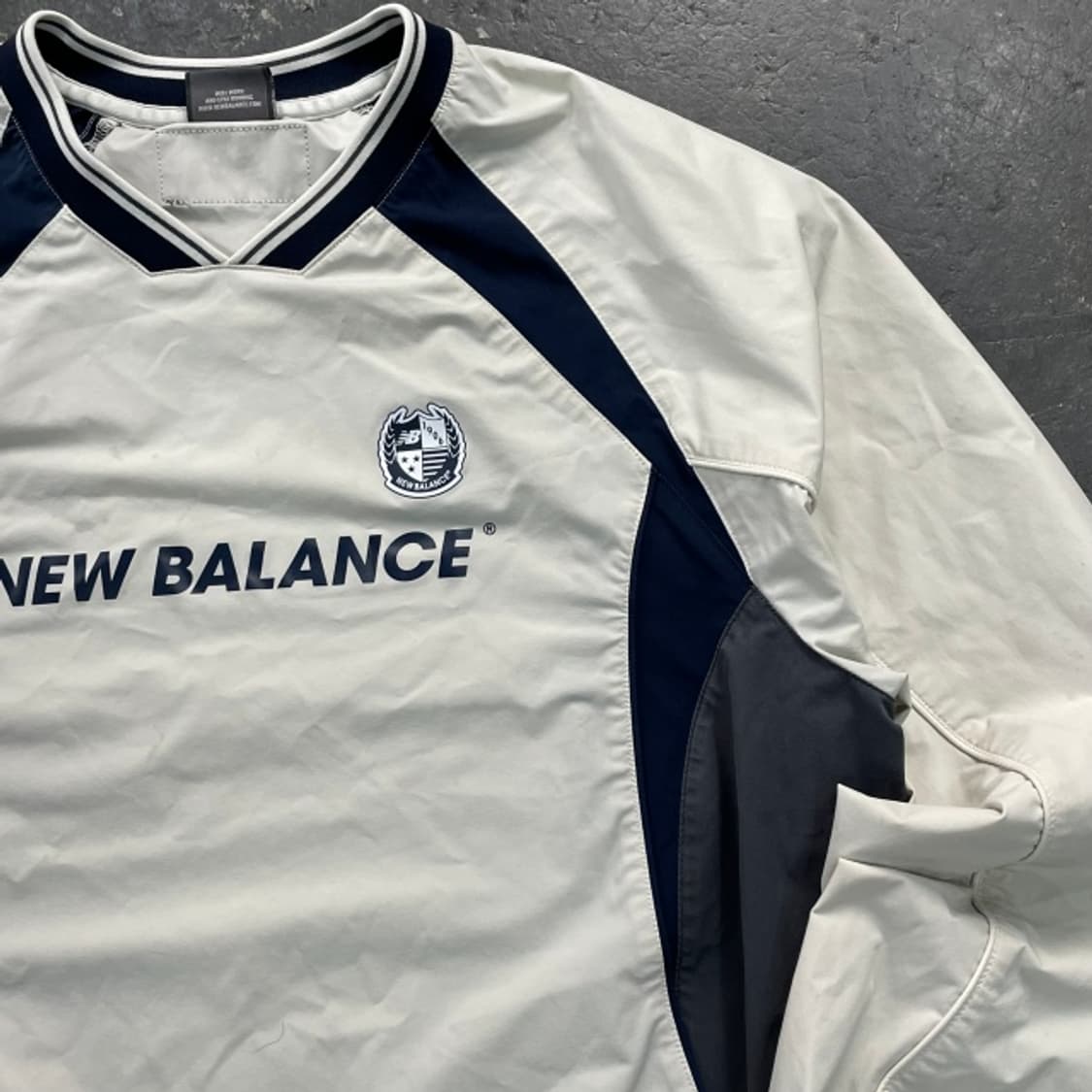 100 뉴발란스 우븐 피스테 웜업  상품이미지2