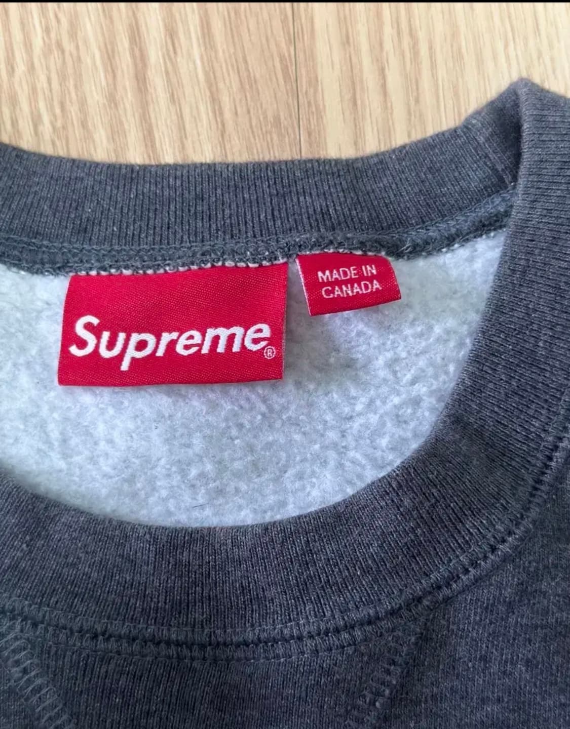 [m] 슈프림 스몰 박스로고 맨투맨 상품이미지3