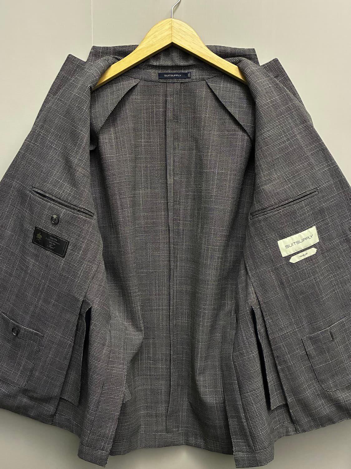 (40/32)수트서플라이 하운드투스 체루티 울 그레이 수트셋업 정장 상품이미지8