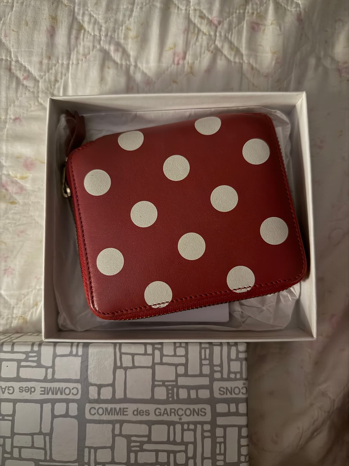 꼼데가르송 도트지갑 상품이미지2