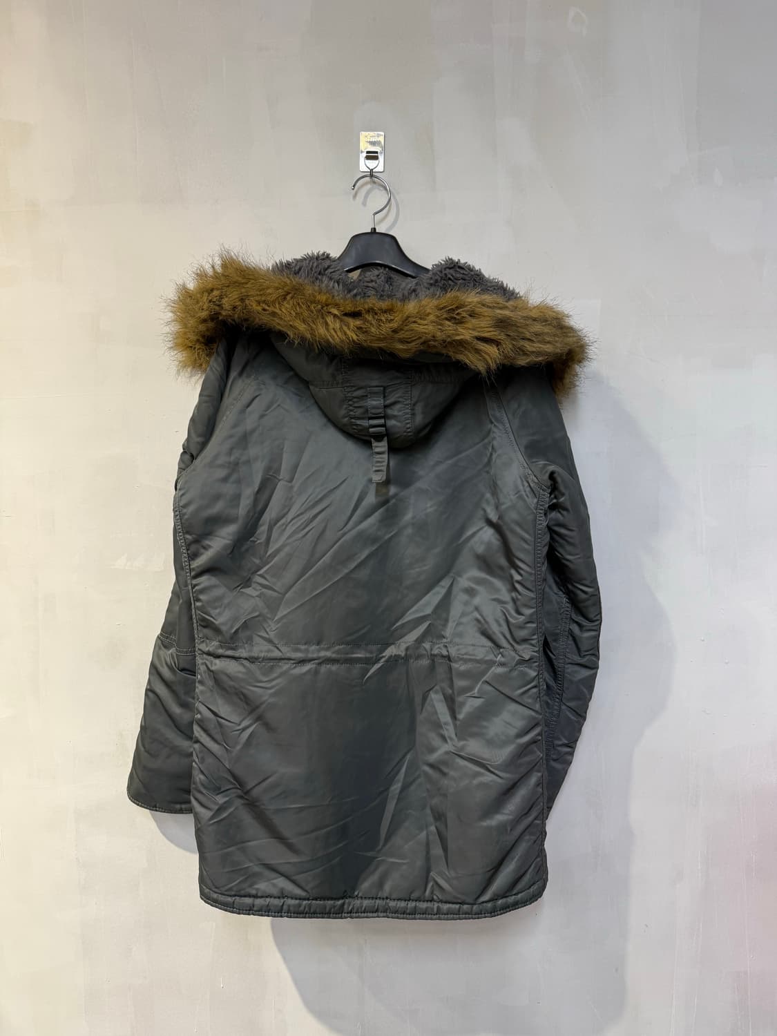 알파인더스트리 카키 퍼패딩 상품이미지4