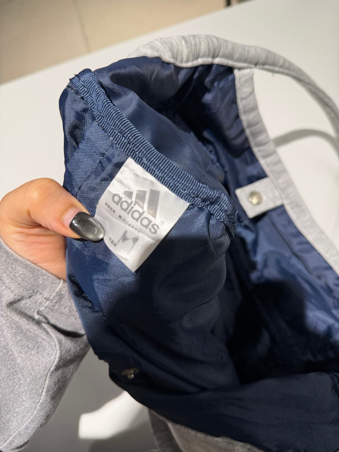 Adidas logo point shoulder bag 상품이미지8